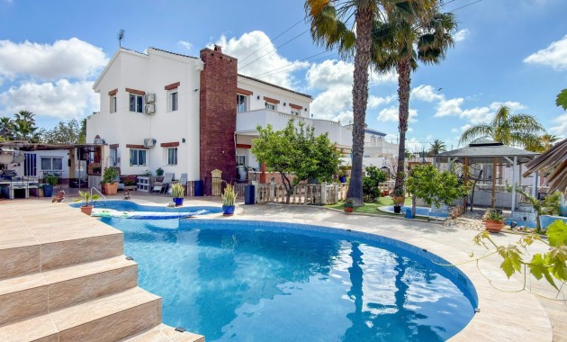 Sale - Detached Villa -
Ciudad Quesada - Ciudad Quesada - Town