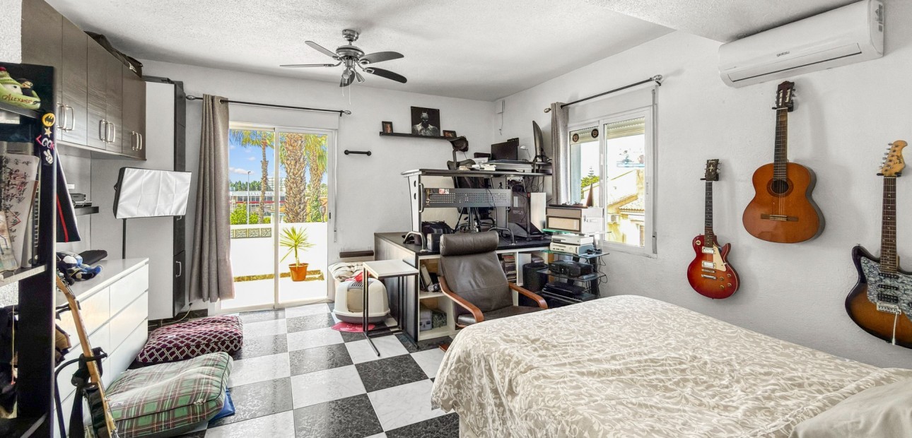 Sale - Detached Villa -
Ciudad Quesada - Ciudad Quesada - Town