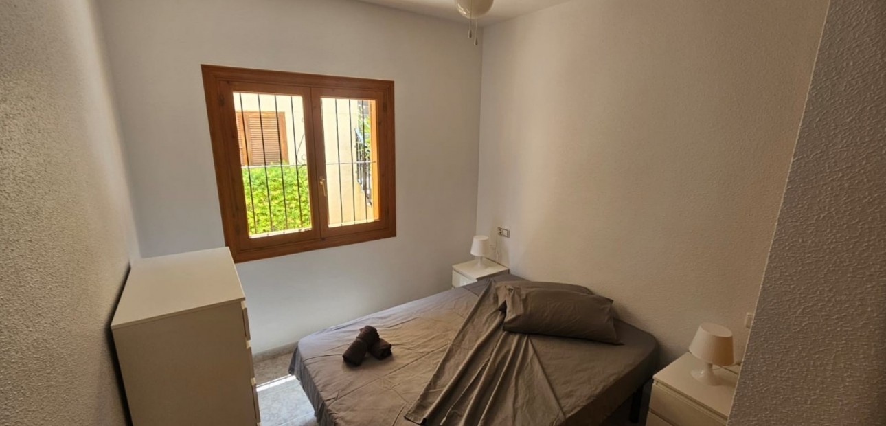 Venta - Apartamento / piso -
Orihuela Costa - Playa Flamenca