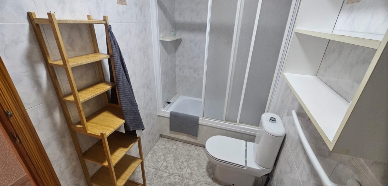 Venta - Apartamento / piso -
Orihuela Costa - Playa Flamenca