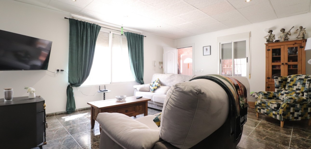 Sale - Country Property -
Benferri - Benferri - Country