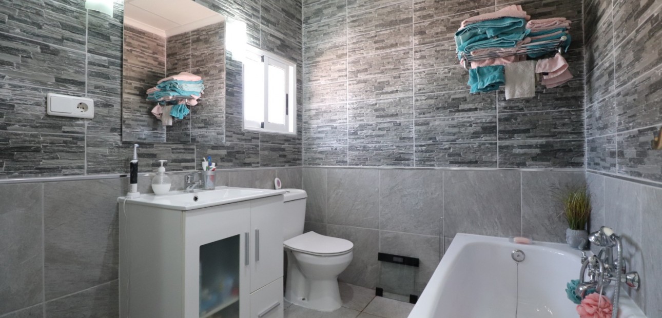 Sale - Country Property -
Benferri - Benferri - Country