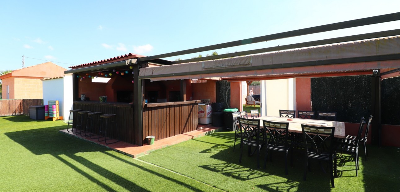 Sale - Country Property -
Benferri - Benferri - Country