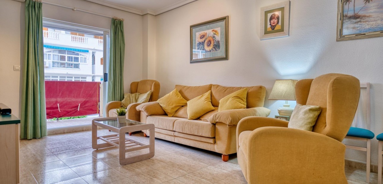 Sale - Apartment / flat -
Torrevieja - Los Europeos