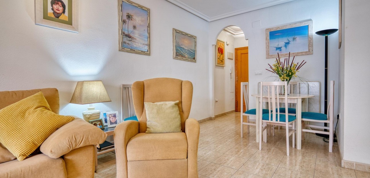 Sale - Apartment / flat -
Torrevieja - Los Europeos