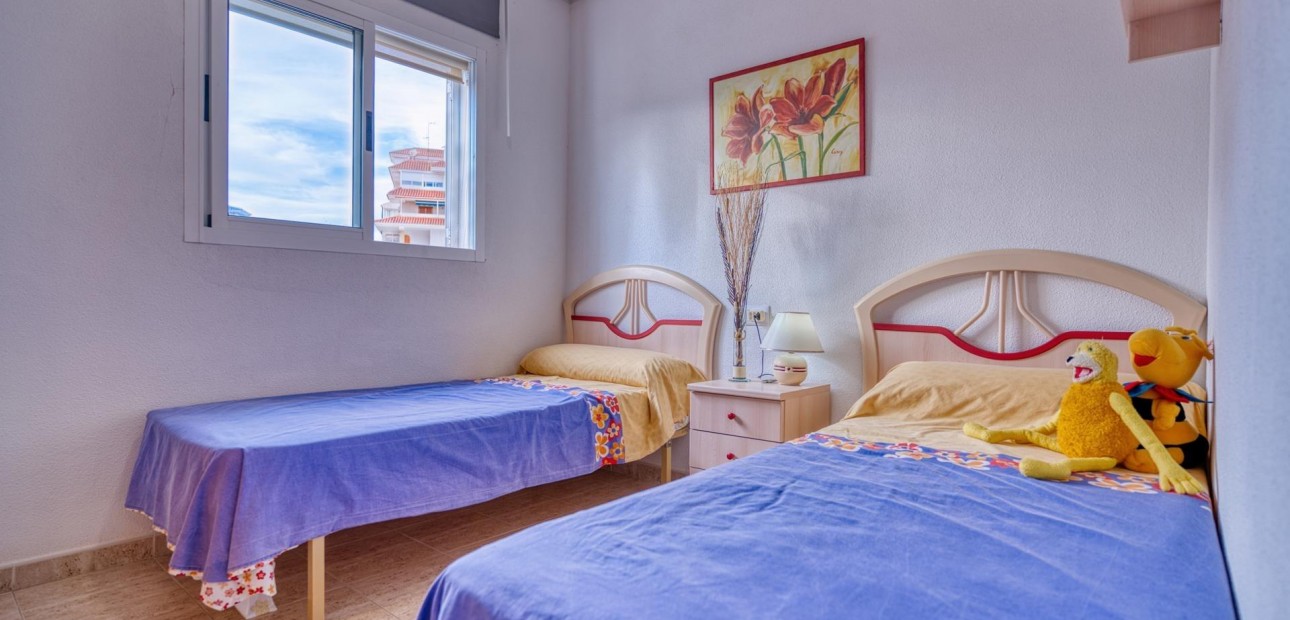 Sale - Apartment / flat -
Torrevieja - Los Europeos
