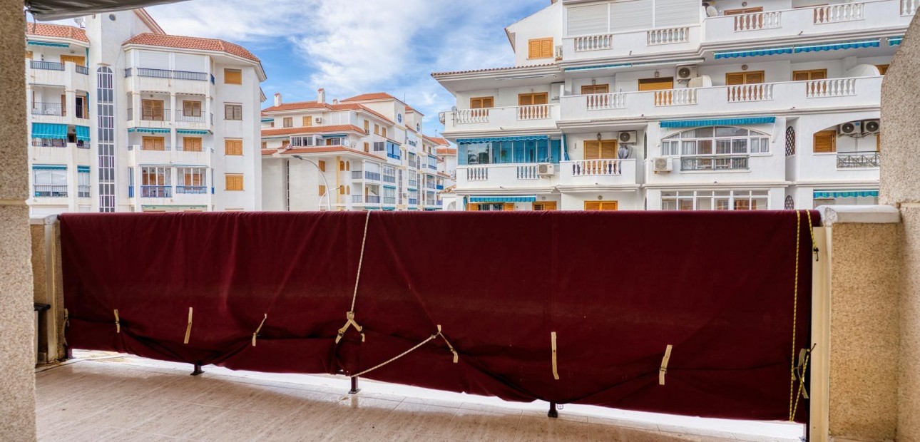 Sale - Apartment / flat -
Torrevieja - Los Europeos
