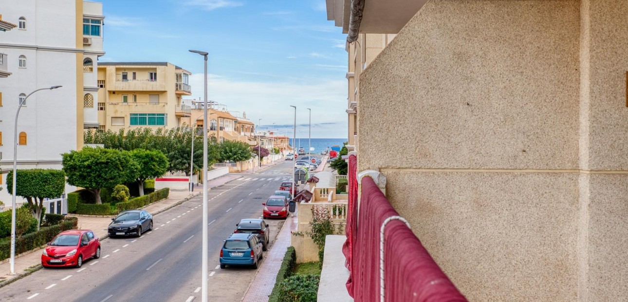 Sale - Apartment / flat -
Torrevieja - Los Europeos