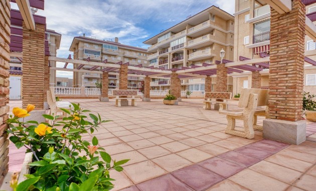 Sale - Apartment / flat -
Torrevieja - Los Europeos