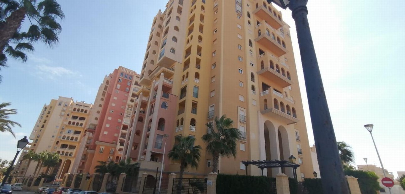 Sale - Duplex -
Torrevieja - Los Frutales