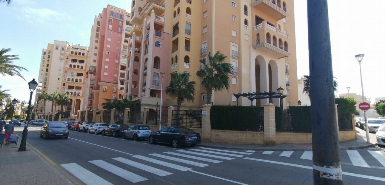 Sale - Duplex -
Torrevieja - Los Frutales