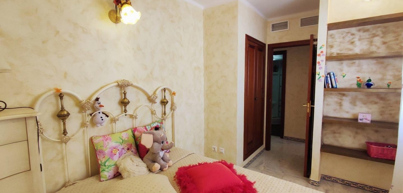 Sale - Duplex -
Torrevieja - Los Frutales