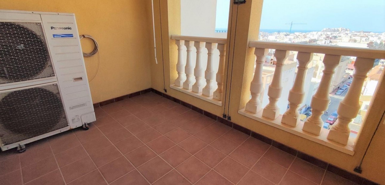 Sale - Duplex -
Torrevieja - Los Frutales