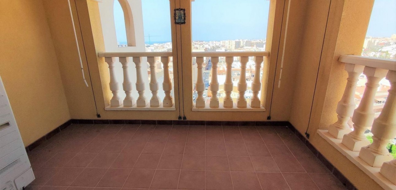 Sale - Duplex -
Torrevieja - Los Frutales