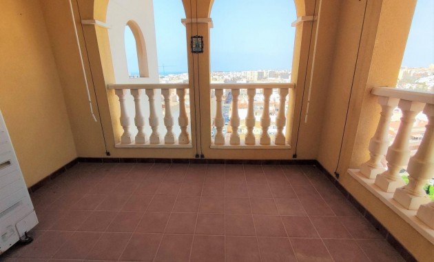 Sale - Duplex -
Torrevieja - Los Frutales