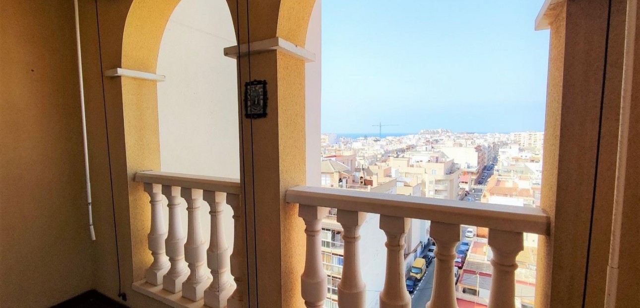 Sale - Duplex -
Torrevieja - Los Frutales