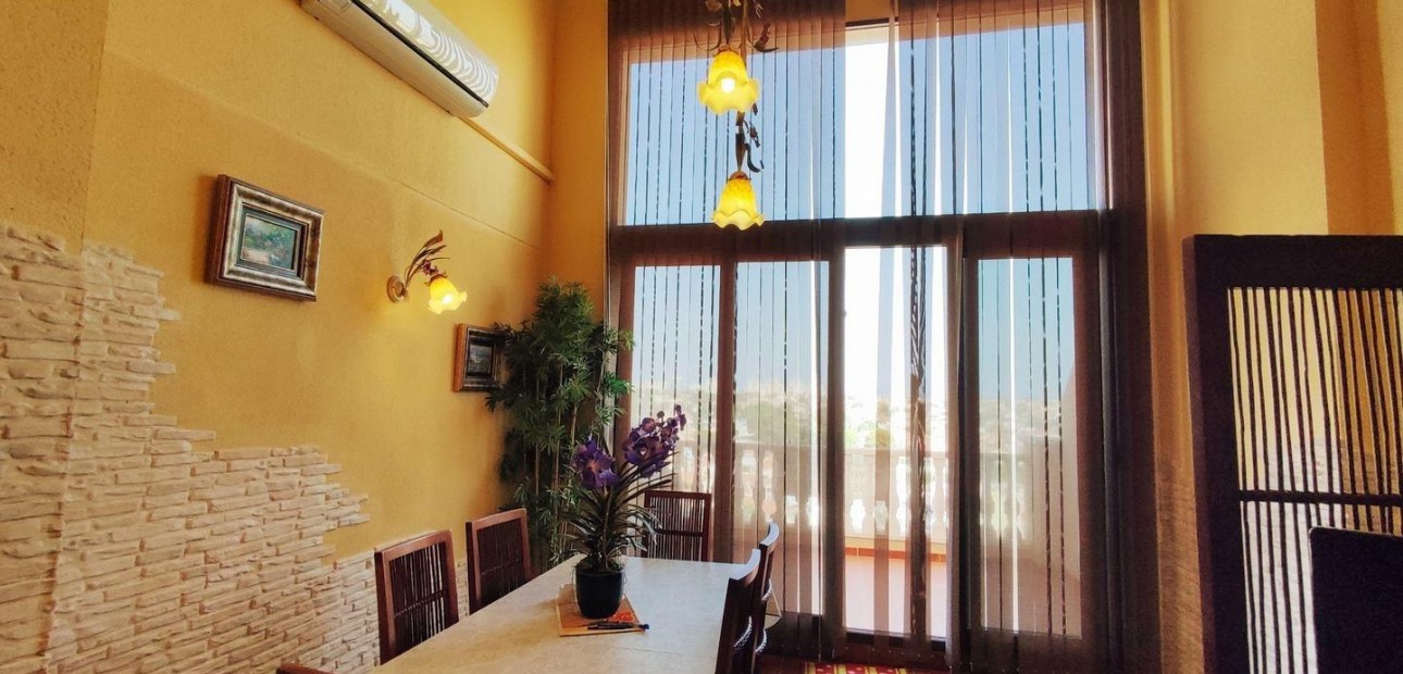 Sale - Duplex -
Torrevieja - Los Frutales