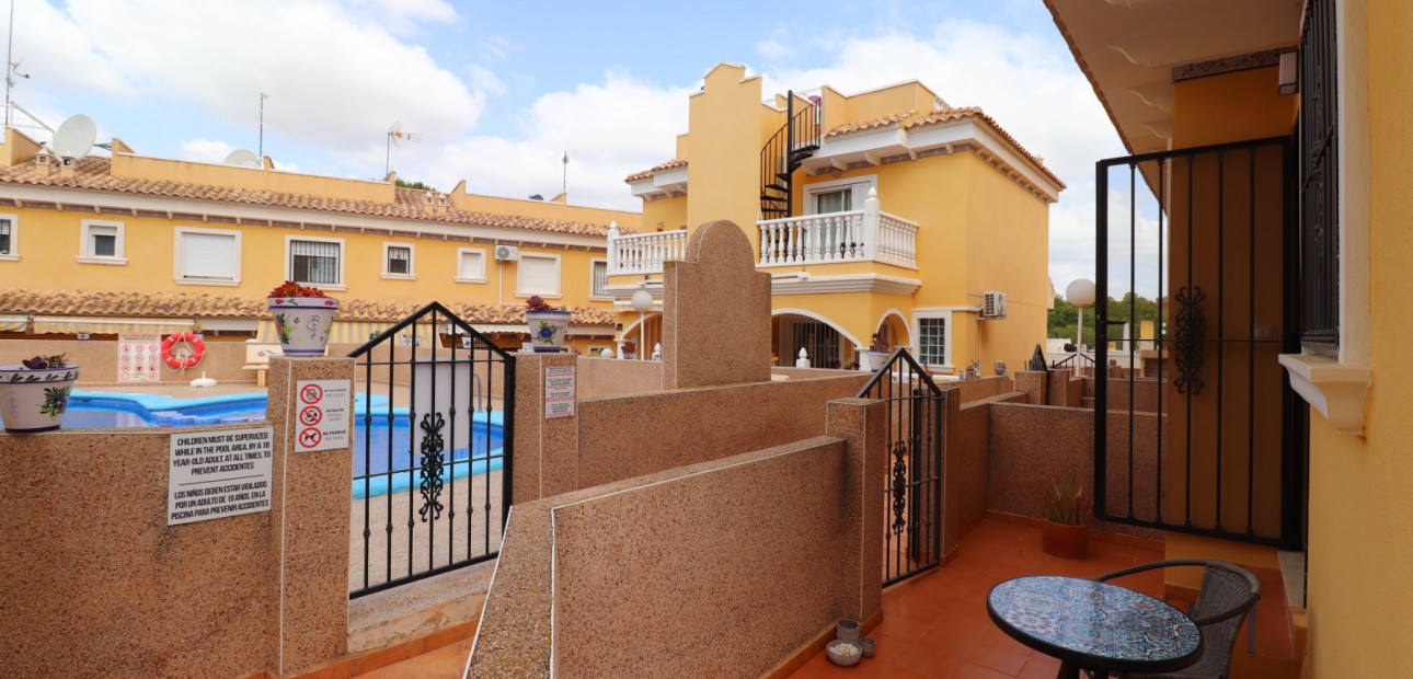 Sale - Townhouse -
Algorfa - La Finca Golf Resort