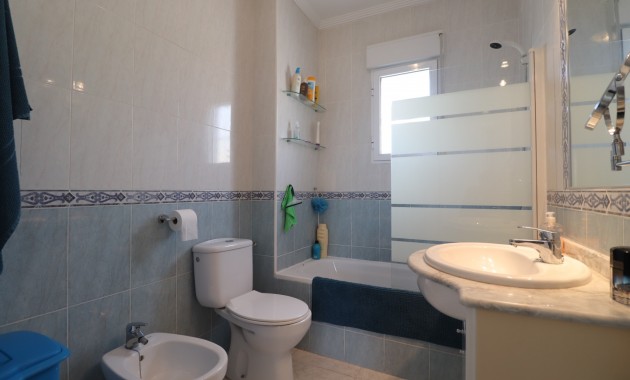Sale - Townhouse -
Algorfa - La Finca Golf Resort