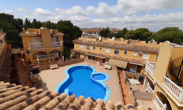 Sale - Townhouse -
Algorfa - La Finca Golf Resort