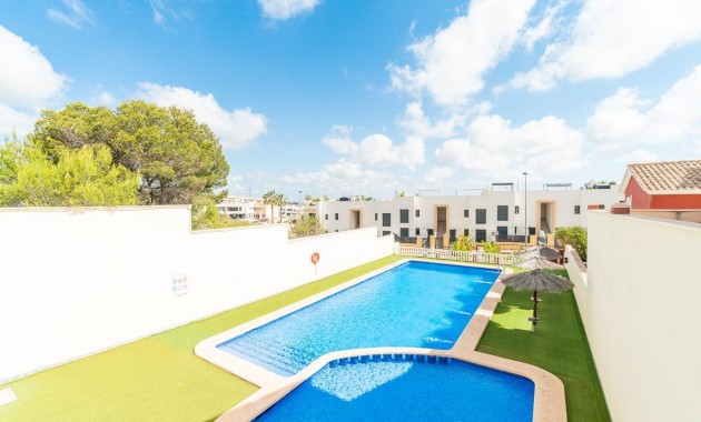 Sale - Terraced house -
Orihuela Costa - PAU 8