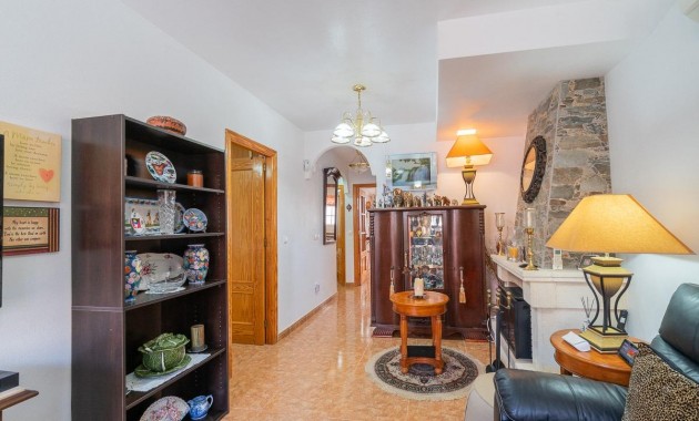 Sale - Terraced house -
Orihuela Costa - PAU 8