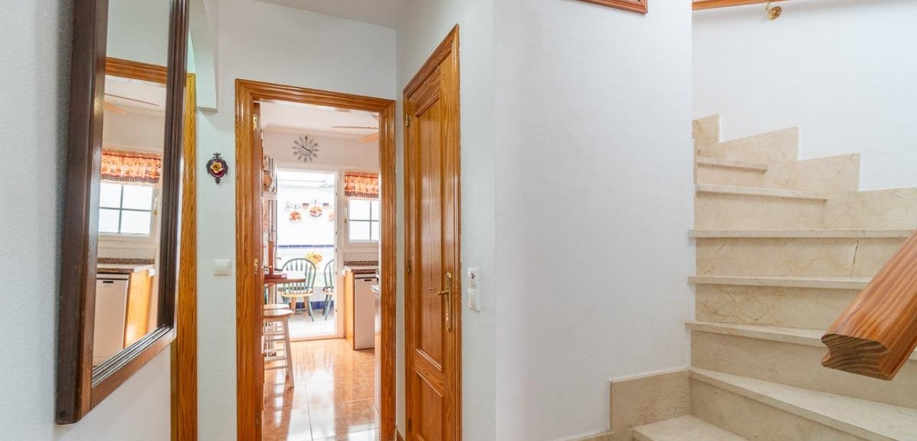 Sale - Terraced house -
Orihuela Costa - PAU 8