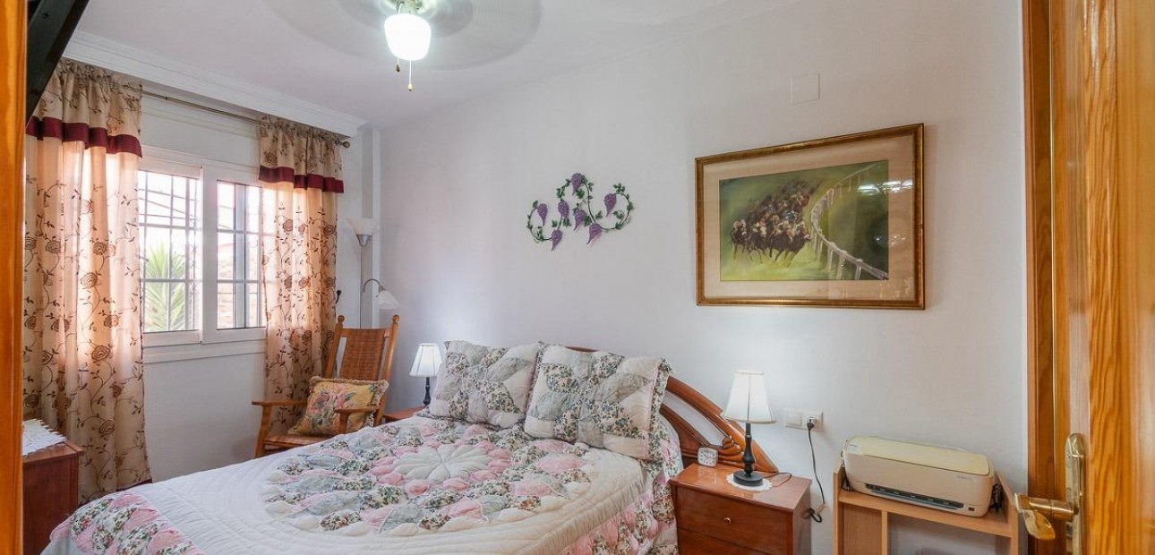 Sale - Terraced house -
Orihuela Costa - PAU 8