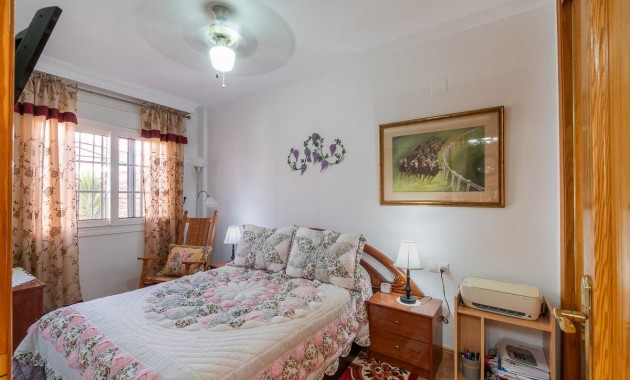 Sale - Terraced house -
Orihuela Costa - PAU 8