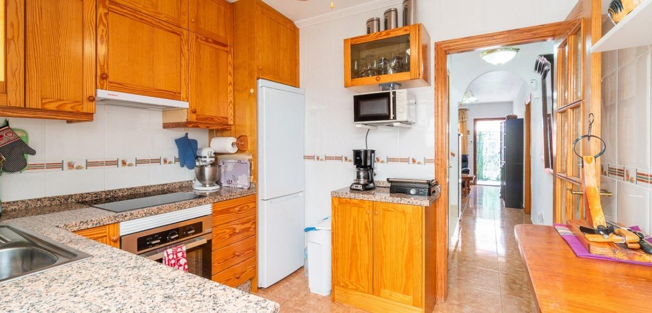 Sale - Terraced house -
Orihuela Costa - PAU 8