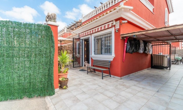 Sale - Terraced house -
Orihuela Costa - PAU 8