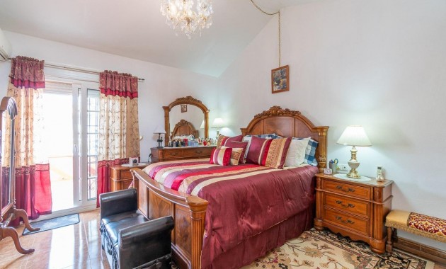 Sale - Terraced house -
Orihuela Costa - PAU 8