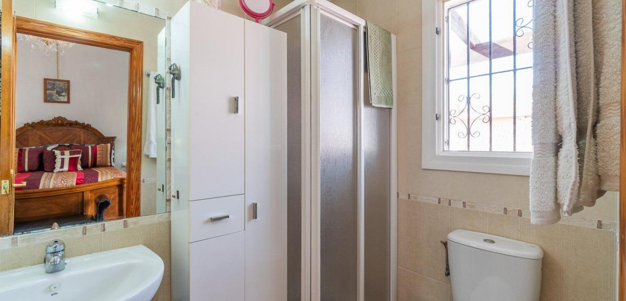 Sale - Terraced house -
Orihuela Costa - PAU 8