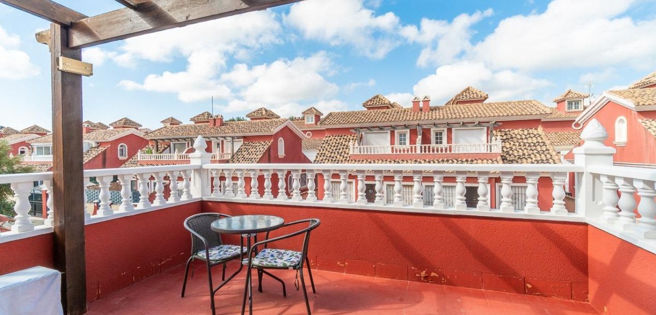 Sale - Terraced house -
Orihuela Costa - PAU 8