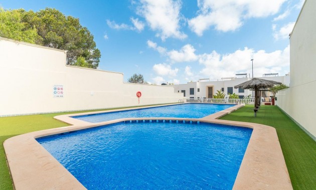 Sale - Terraced house -
Orihuela Costa - PAU 8