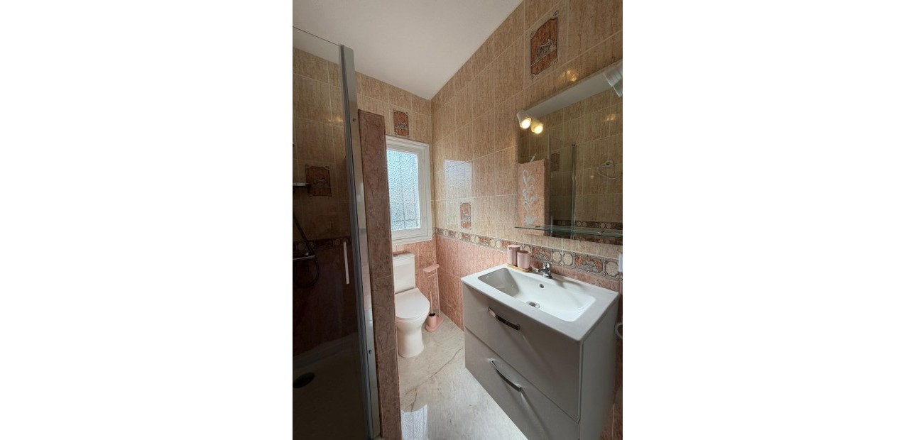 Alquiler a largo plazo - Villa -
Torrevieja - Los Balcones - Los Altos del Edén