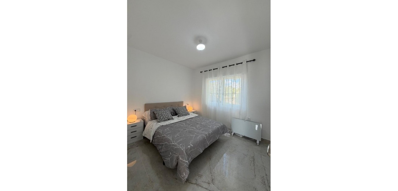 Alquiler a largo plazo - Villa -
Torrevieja - Los Balcones - Los Altos del Edén