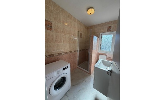 Alquiler a largo plazo - Villa -
Torrevieja - Los Balcones - Los Altos del Edén