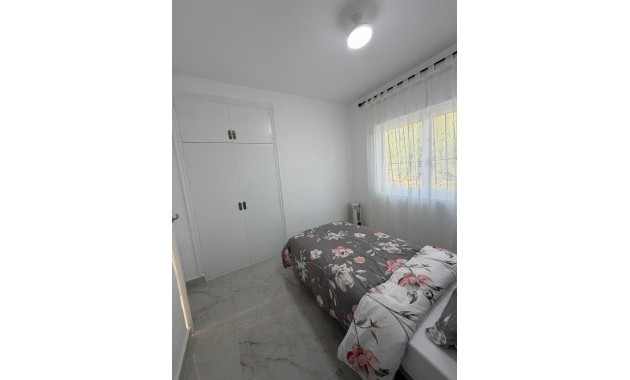Alquiler a largo plazo - Villa -
Torrevieja - Los Balcones - Los Altos del Edén