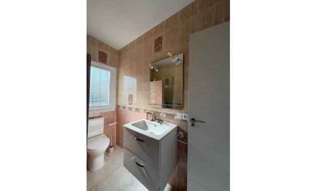 Alquiler a largo plazo - Villa -
Torrevieja - Los Balcones - Los Altos del Edén