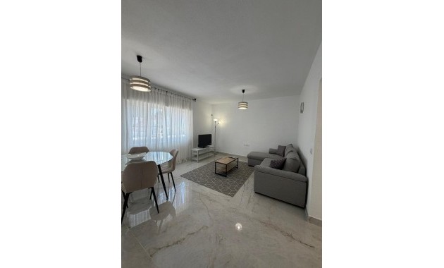 Alquiler a largo plazo - Villa -
Torrevieja - Los Balcones - Los Altos del Edén