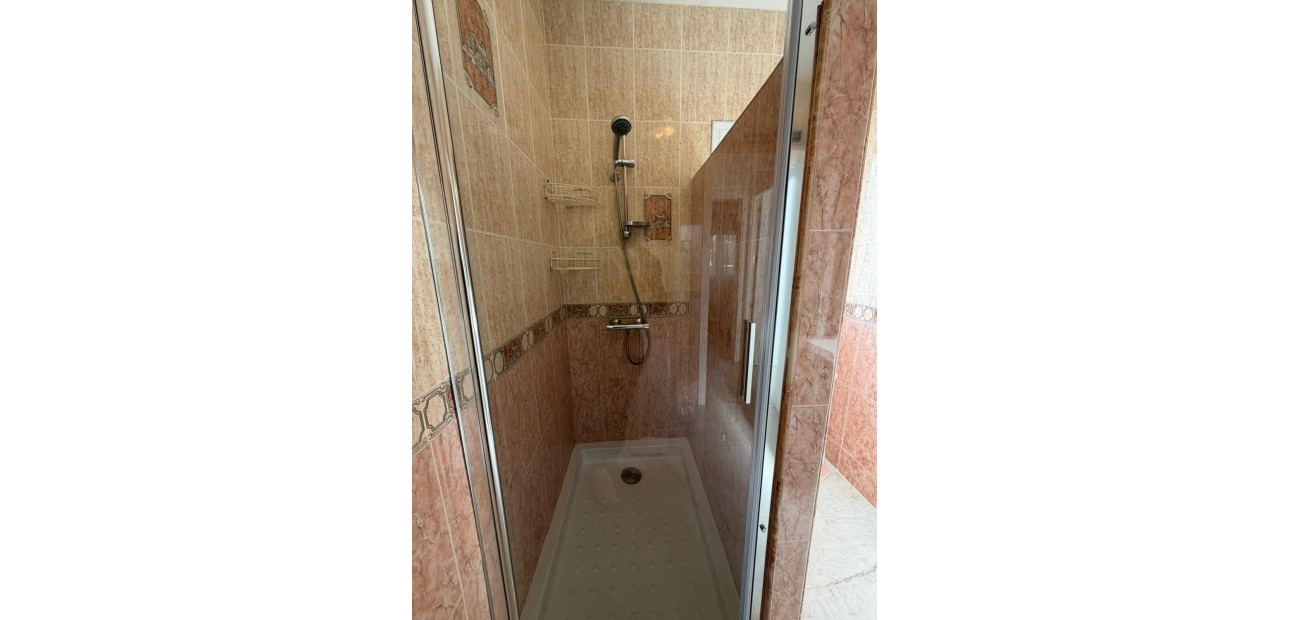 Alquiler a largo plazo - Villa -
Torrevieja - Los Balcones - Los Altos del Edén