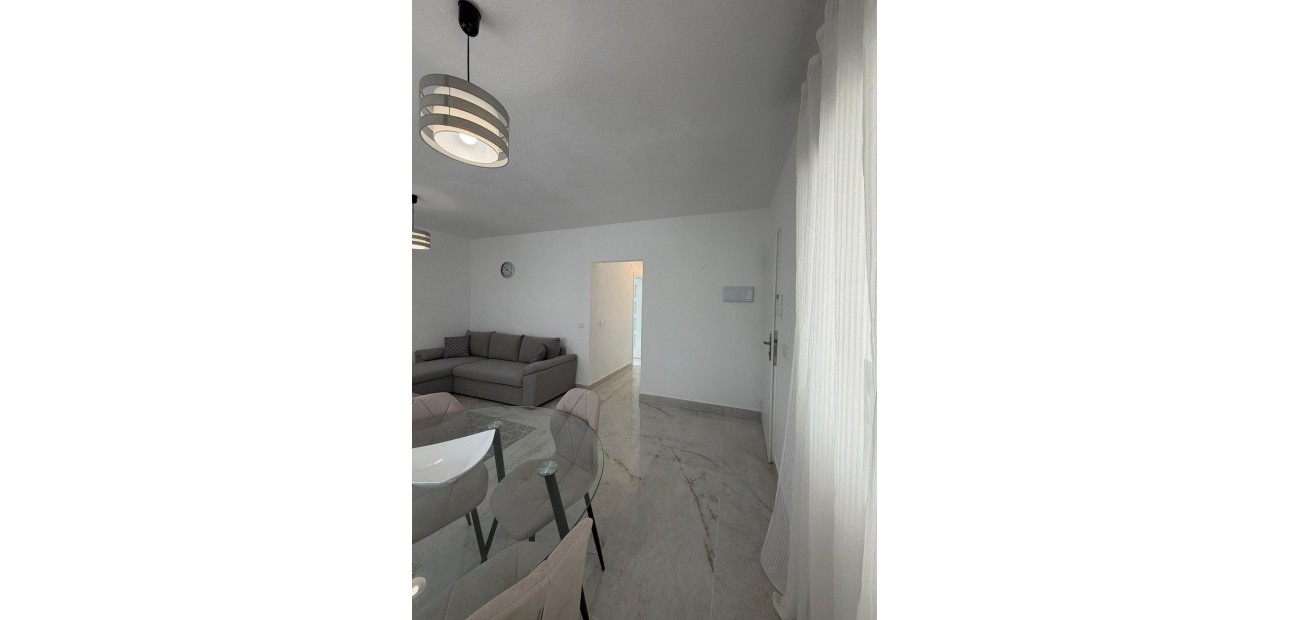 Alquiler a largo plazo - Villa -
Torrevieja - Los Balcones - Los Altos del Edén