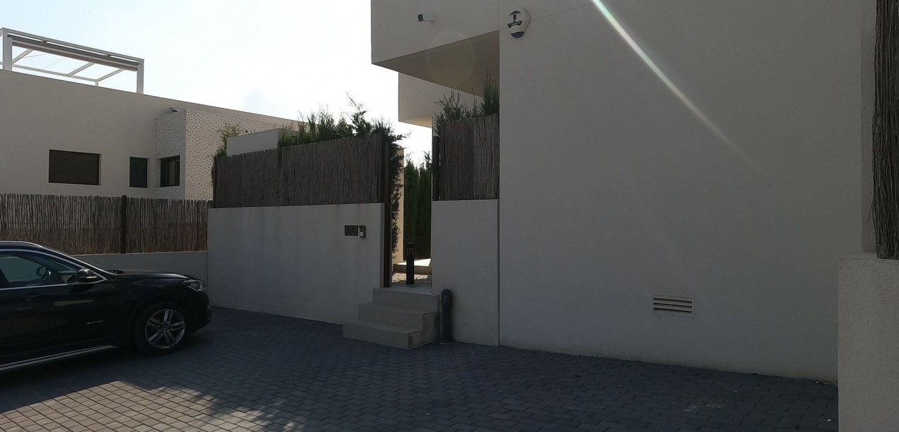 Sale - Apartment / flat -
Algorfa - La Finca Golf Resort