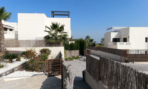Sale - Apartment / flat -
Algorfa - La Finca Golf Resort