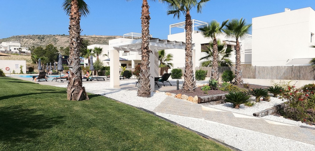 Sale - Apartment / flat -
Algorfa - La Finca Golf Resort