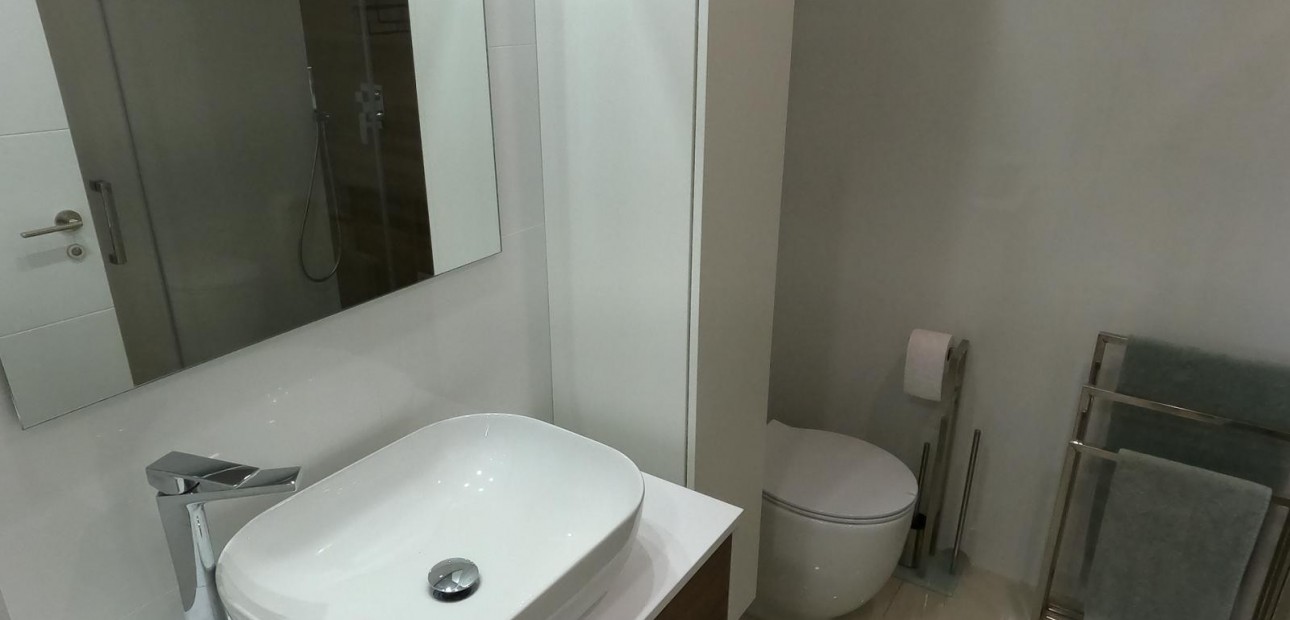 Sale - Apartment / flat -
Algorfa - La Finca Golf Resort