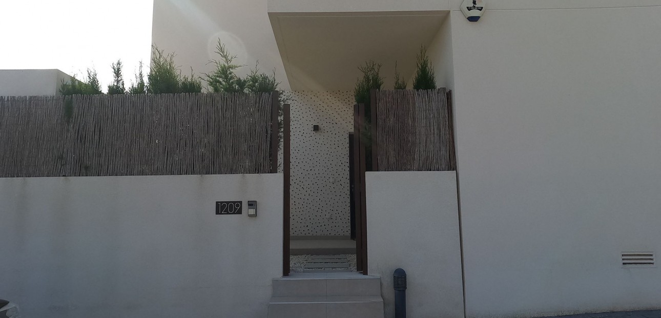 Sale - Apartment / flat -
Algorfa - La Finca Golf Resort