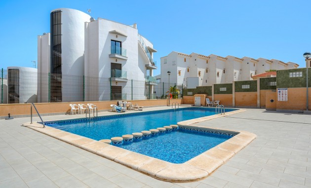 Sale - Apartment / flat -
Torrevieja - La Mata