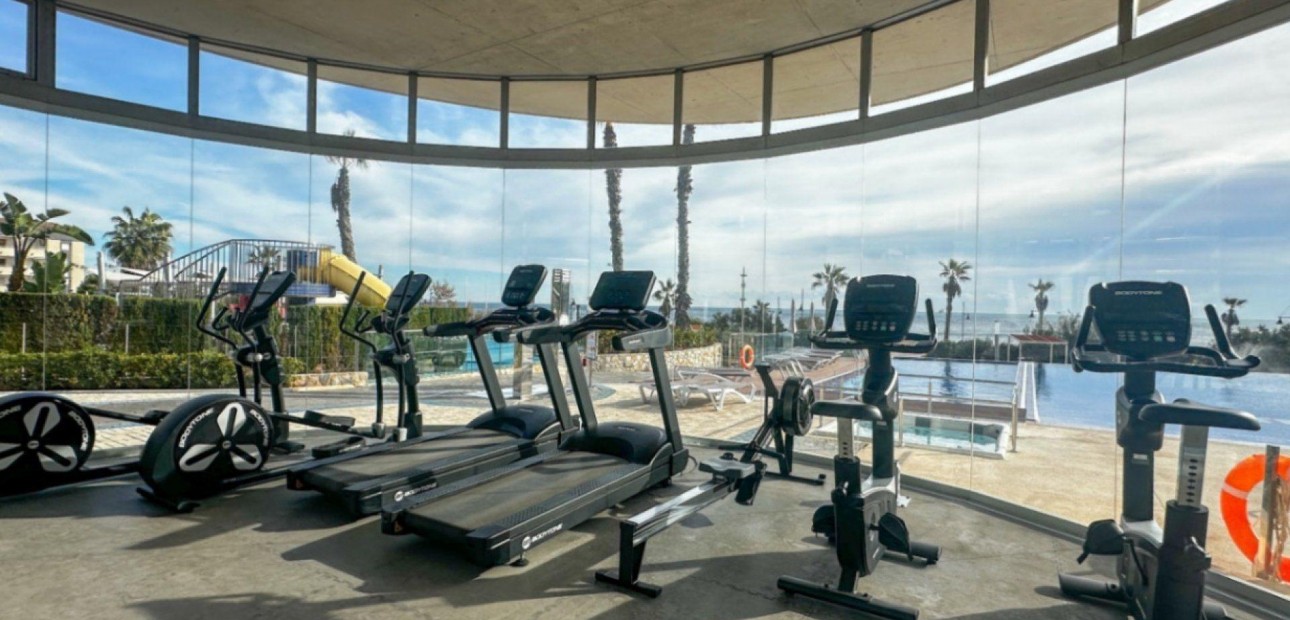 Sale - Apartment / flat -
Torrevieja - Punta prima